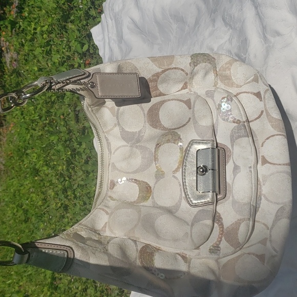 ❤COACH Kristen Signature Bag EUC - Picture 1 of 12